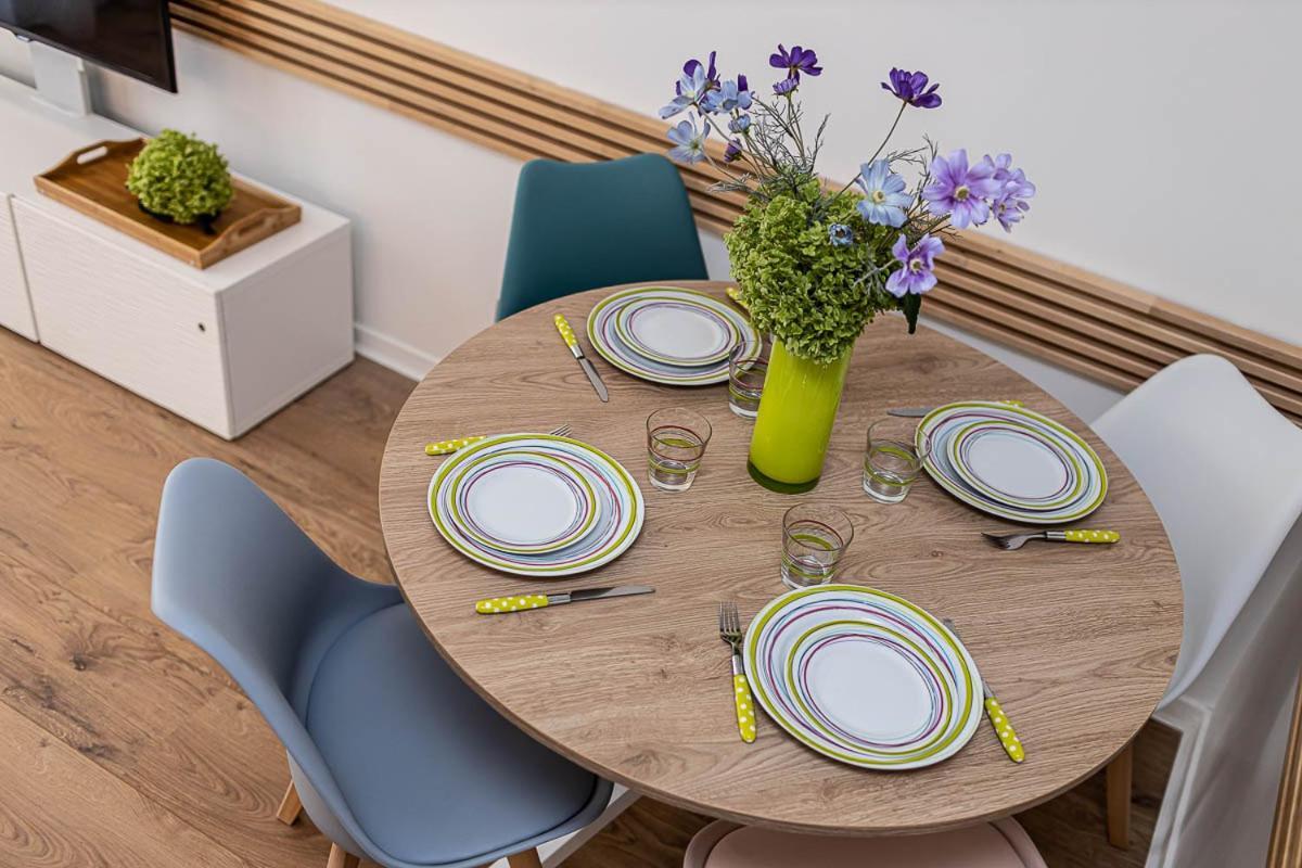 Disneyland Appartements Familial Avec Piscine Interieur Chauffe, Parking Gratuit A 5 Minutes Des Parcs Serris Exterior foto