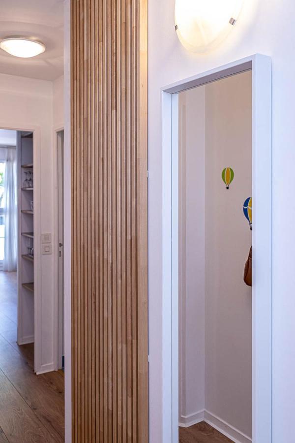 Disneyland Appartements Familial Avec Piscine Interieur Chauffe, Parking Gratuit A 5 Minutes Des Parcs Serris Exterior foto