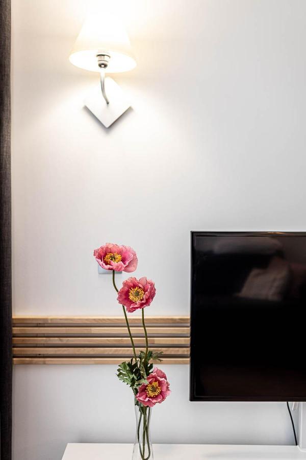 Disneyland Appartements Familial Avec Piscine Interieur Chauffe, Parking Gratuit A 5 Minutes Des Parcs Serris Exterior foto