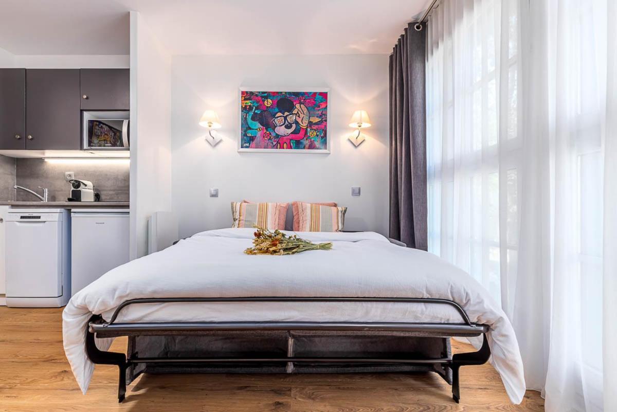 Disneyland Appartements Familial Avec Piscine Interieur Chauffe, Parking Gratuit A 5 Minutes Des Parcs Serris Exterior foto