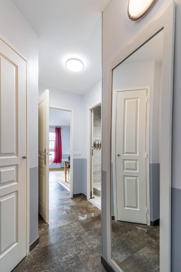Disneyland Appartements Familial Avec Piscine Interieur Chauffe, Parking Gratuit A 5 Minutes Des Parcs Serris Exterior foto