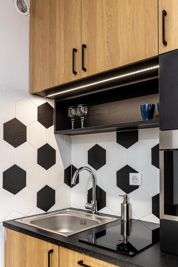 Disneyland Appartements Familial Avec Piscine Interieur Chauffe, Parking Gratuit A 5 Minutes Des Parcs Serris Exterior foto