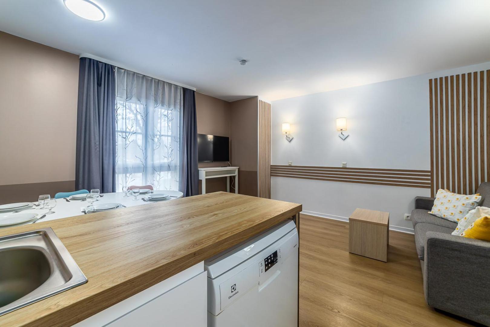 Disneyland Appartements Familial Avec Piscine Interieur Chauffe, Parking Gratuit A 5 Minutes Des Parcs Serris Exterior foto
